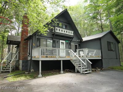 222 Croasdale Ct