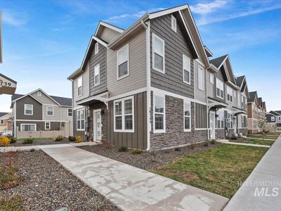 10745 W Brownstone Ln