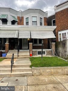 3817 N Bouvier St