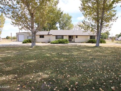 63 W Tucker Ln