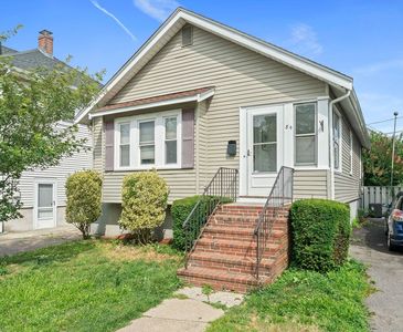 84 Alstead St