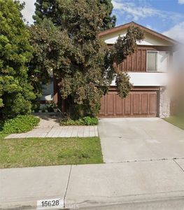 15628 Lancelot Ave