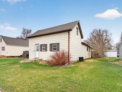 815 4th Ave W