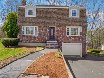 10 Blackhorse Ln