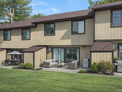 Property at 1006 Chelsea Cove S, Hopewell Junction, NY