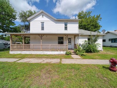 303 E Locust St