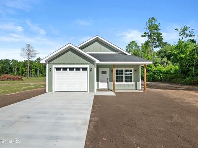93 Riverside Dr