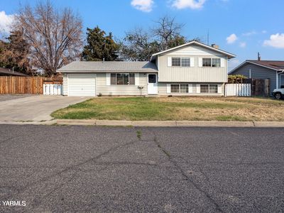 1203 S 29th Ave