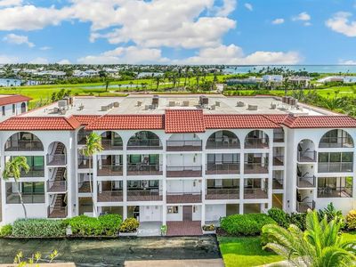 950 PALM AVENUE #304