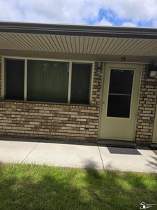 16034 Holz Dr