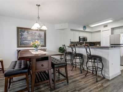 1160 Wildwood Lakes Blvd #9