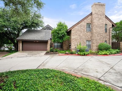 4241 Clear Lake Cir