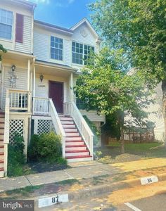 14220 Autumn Cir