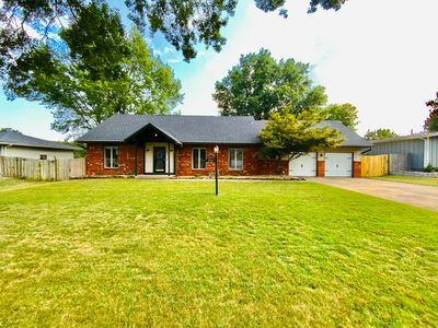 3550 E Whitehall Drive