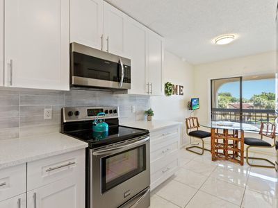 5380 CEDAR LAKE Drive #304