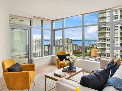 588 Bell Street #2408s