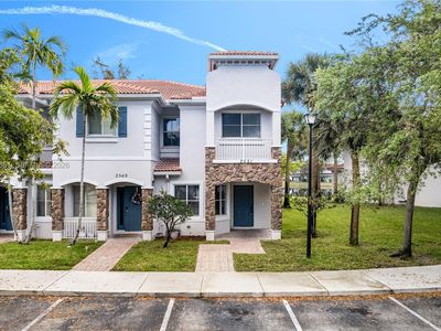 2551 SW 83rd Ave #107