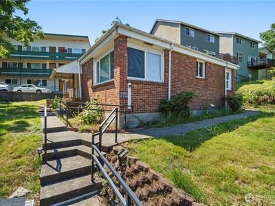 125 Hayes Place SW #1 & 2