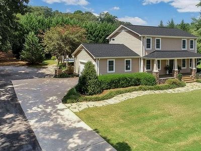 1308 Three Bridges Rd