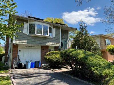 537 Lakeway Dr #1