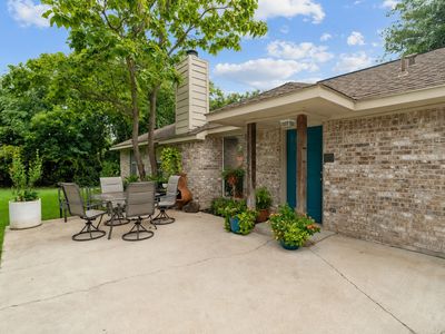 1400 E Lake Dr