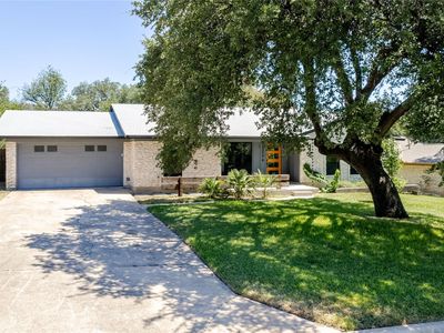 1300 Old Cedar Ln