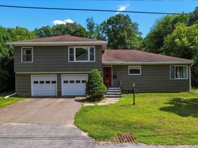 Property at 7-9 Oak Street, Essex Junction, VT