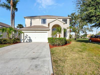 104 Meadowlands Drive