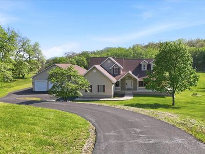 13605 McKenzie Tower Rd SW