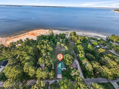 494 Lakewood Dr