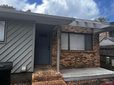 Property at 933 Scenic Hwy, Pensacola, FL