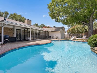 2813 Raintree Dr