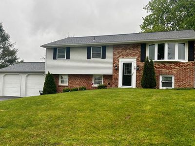 10 Logan Heights Rd