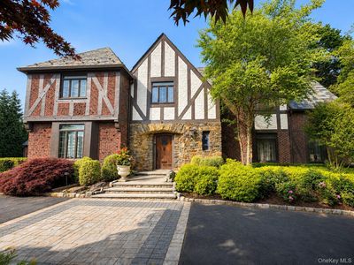 76 Wood Lane