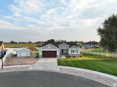 2833 N 4050 W