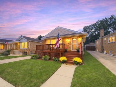 11362 S Hamlin Ave