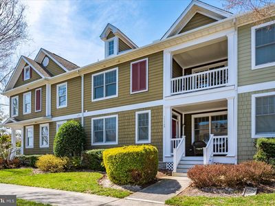 11160 Signature Blvd