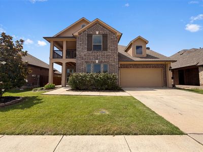 725 Lyndhurst Dr