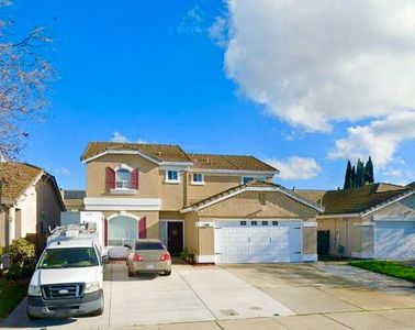 4844 Ews Woods Blvd