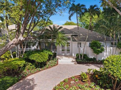 3 Caloosa Rd