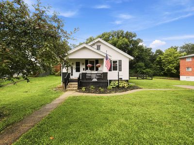 201 Sunset Ave