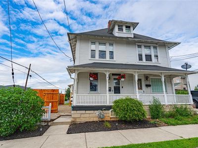 320 Arch St