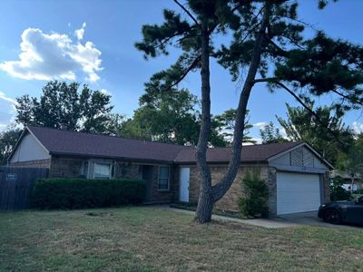 802 Matthews Ct
