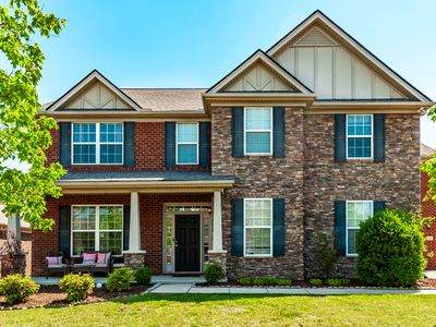 1006 Abberley Cir