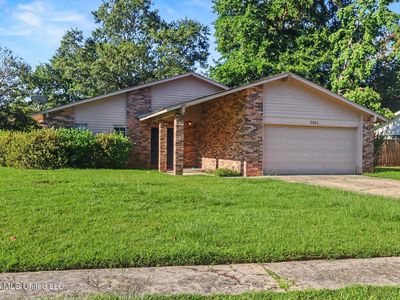 2821 Lawnwood Dr