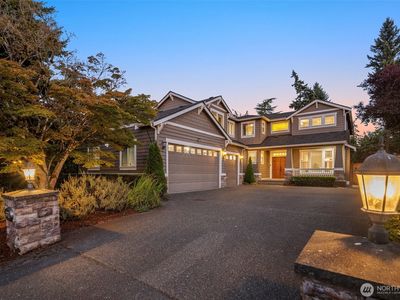 8821 SE 39th Street
