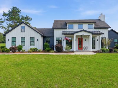 388 SW Paces Gln