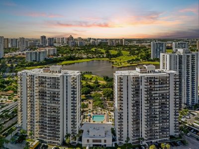 3701 N Country Club Dr APT 607