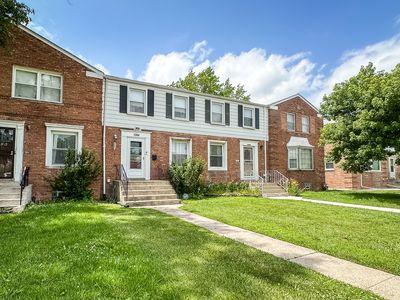 1384 Wentworth Ave