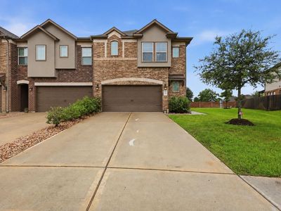 Property at 3725 Lancer Cir, Pearland, TX